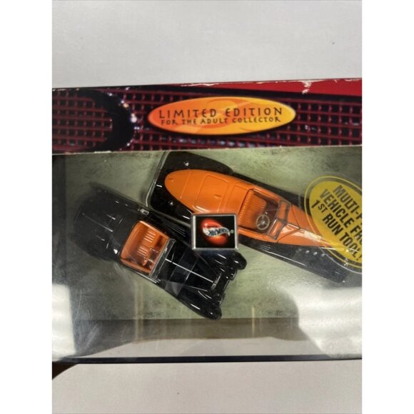 Classic Bodies 2-Car Set - Picture 2 of 3